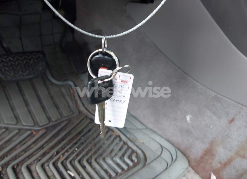 Photo 11 of 2006 Toyota Camry LE (VIN 4T1BE32K06U714010)