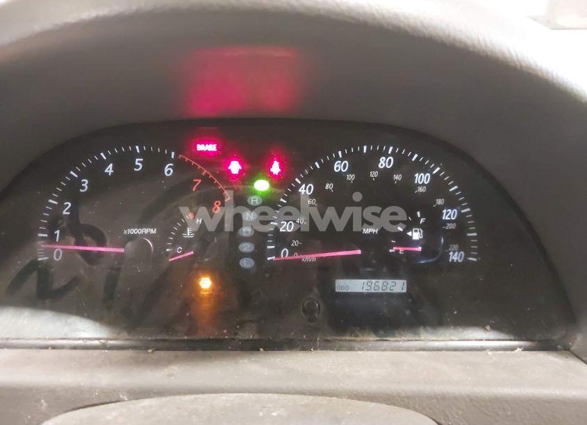 Photo 7 of 2002 Toyota Camry LE (VIN 4T1BE32K12U058961)