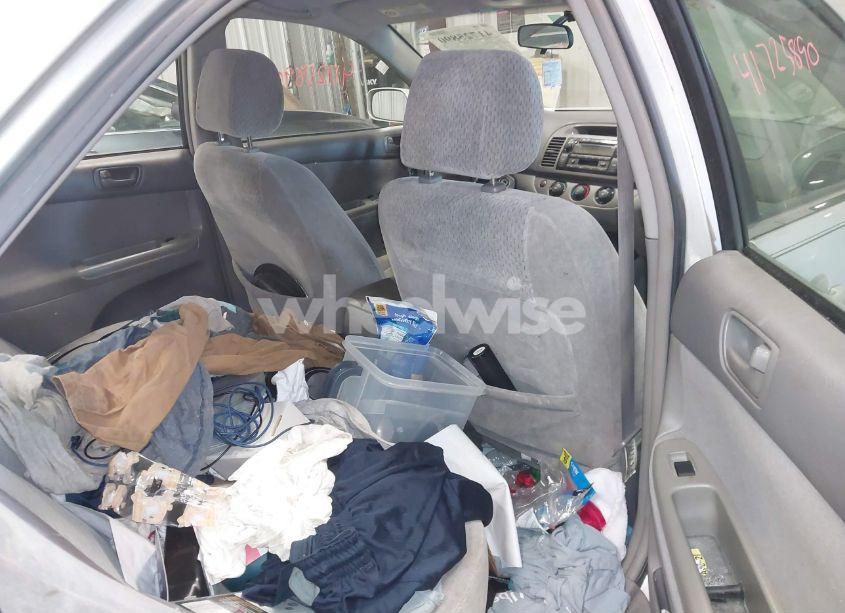 Photo 8 of 2002 Toyota Camry LE (VIN 4T1BE32K12U058961)