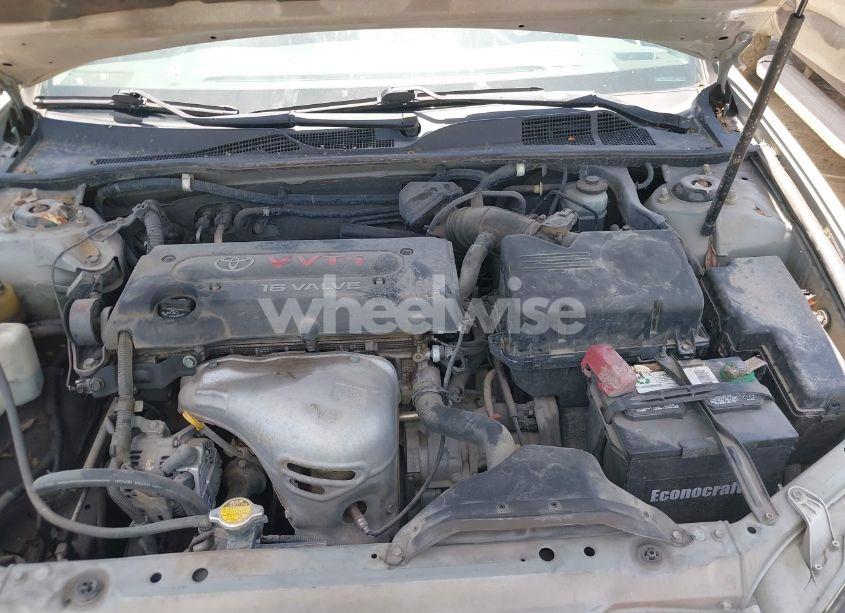 Photo 10 of 2002 Toyota Camry LE (VIN 4T1BE32K12U093354)