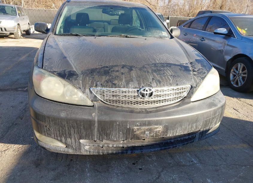 Photo 6 of 2002 Toyota Camry SE (VIN 4T1BE32K12U106989)