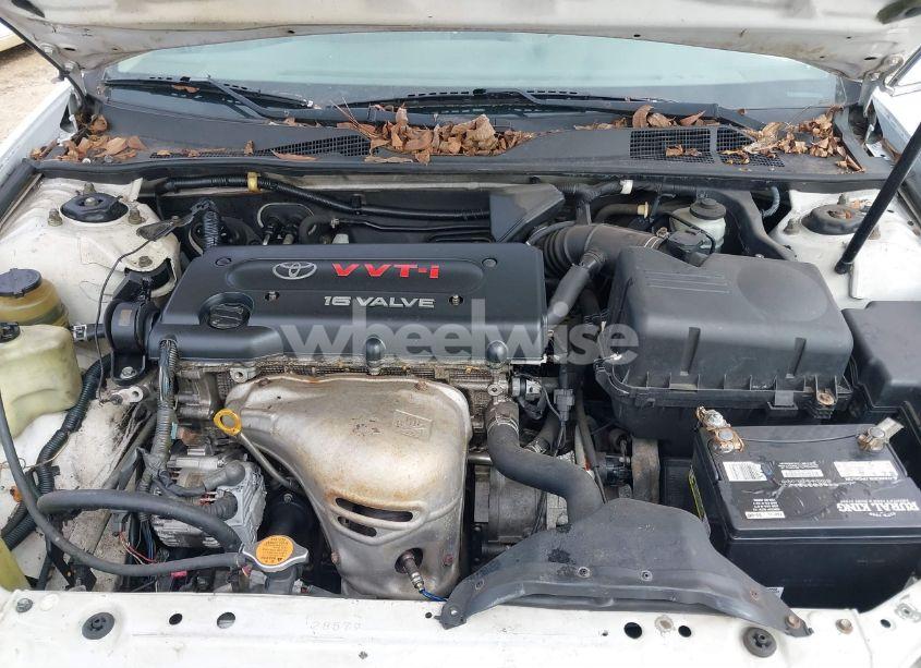Photo 10 of 2002 Toyota Camry LE (VIN 4T1BE32K12U113005)