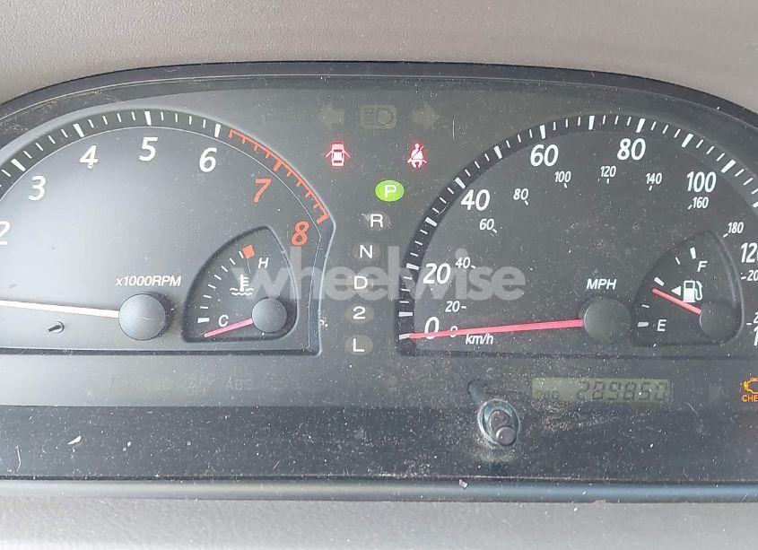 Photo 7 of 2002 Toyota Camry LE (VIN 4T1BE32K12U500878)