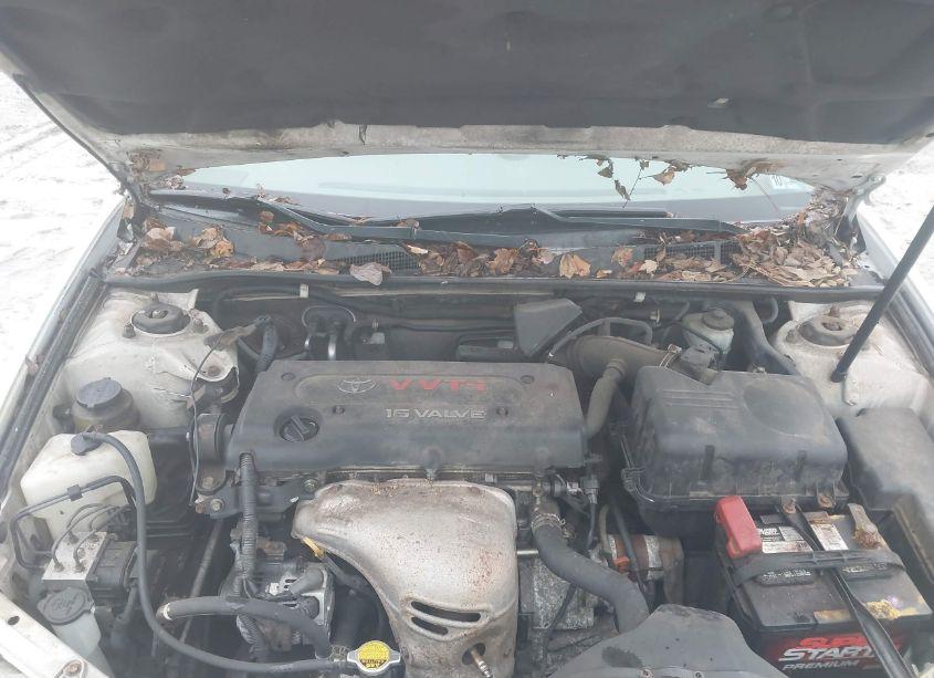 Photo 10 of 2002 Toyota Camry LE (VIN 4T1BE32K12U506258)