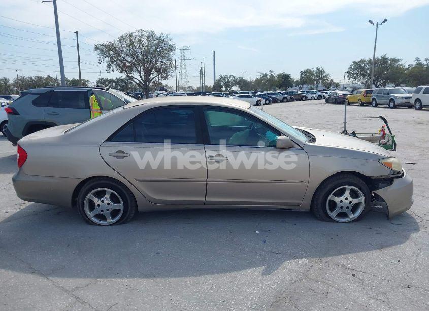 Photo 12 of 2002 Toyota Camry LE (VIN 4T1BE32K12U510682)