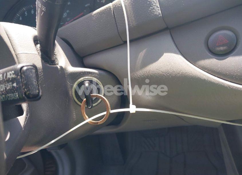 Photo 11 of 2002 Toyota Camry LE (VIN 4T1BE32K12U519477)