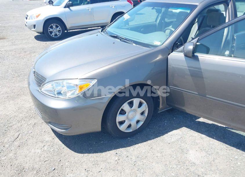 Photo 6 of 2002 Toyota Camry LE (VIN 4T1BE32K12U519477)