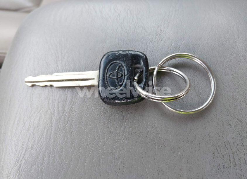 Photo 11 of 2002 Toyota Camry LE (VIN 4T1BE32K12U533606)