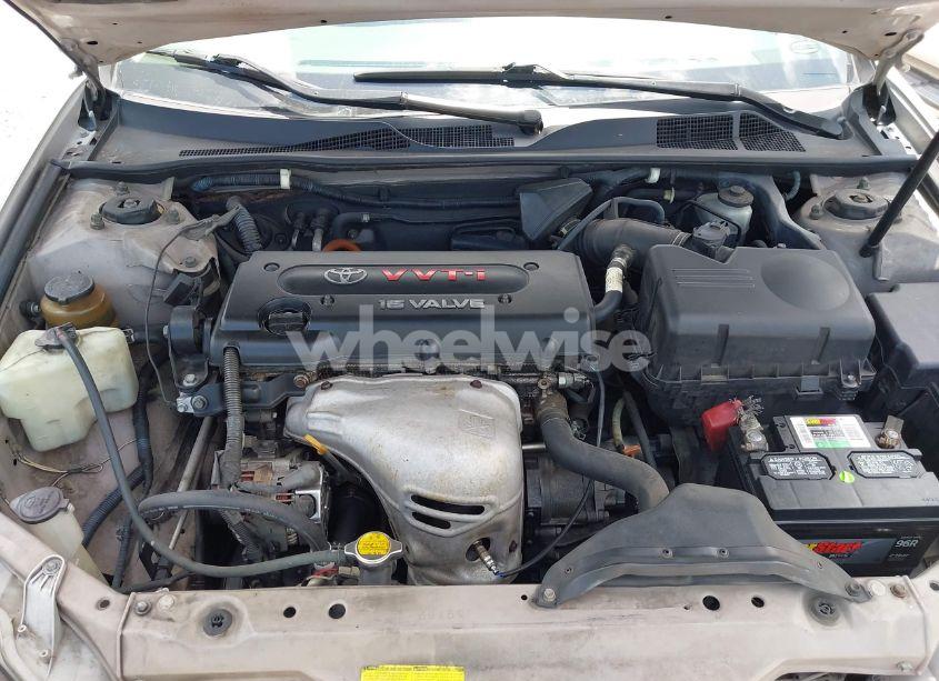 Photo 10 of 2002 Toyota Camry LE (VIN 4T1BE32K12U565567)