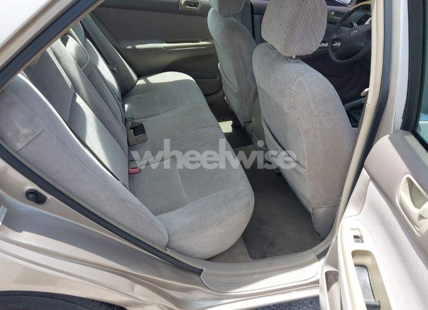 Photo 8 of 2002 Toyota Camry LE (VIN 4T1BE32K12U565567)