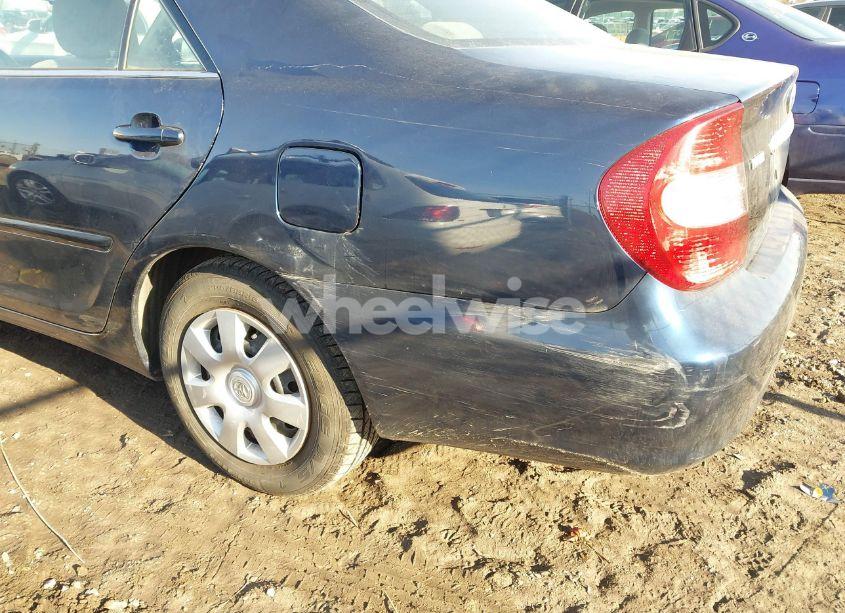 Photo 6 of 2002 Toyota Camry LE (VIN 4T1BE32K12U577654)