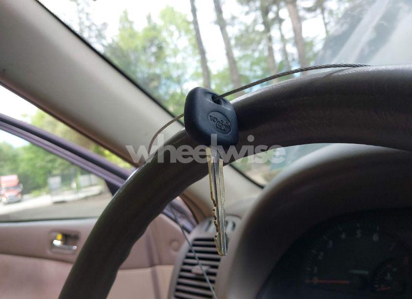 Photo 11 of 2002 Toyota Camry XLE (VIN 4T1BE32K12U619689)