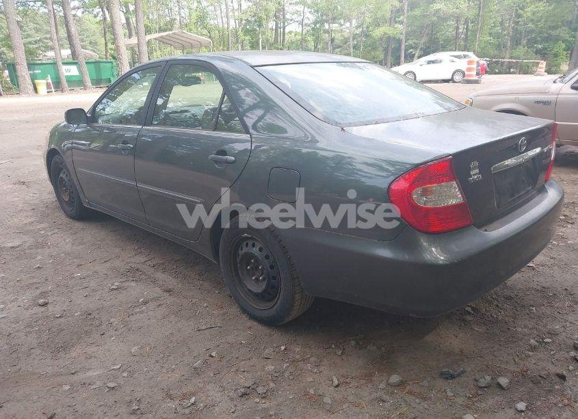 Photo 3 of 2002 Toyota Camry XLE (VIN 4T1BE32K12U619689)