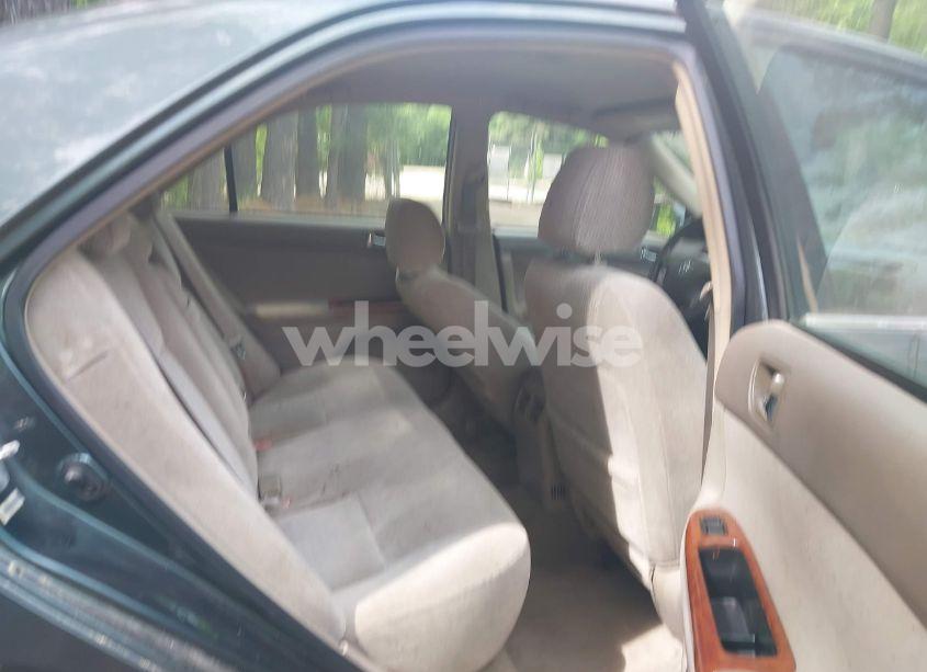 Photo 8 of 2002 Toyota Camry XLE (VIN 4T1BE32K12U619689)