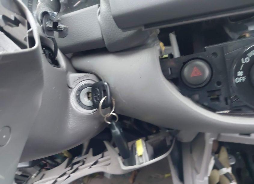 Photo 11 of 2002 Toyota Camry LE (VIN 4T1BE32K12U634628)