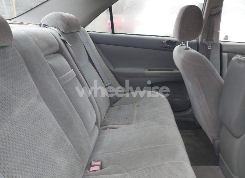 Photo 8 of 2002 Toyota Camry LE (VIN 4T1BE32K12U640557)