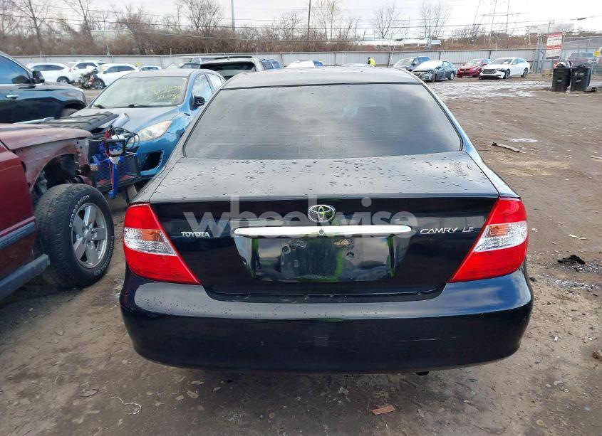 Photo 16 of 2003 Toyota Camry LE (VIN 4T1BE32K13U140092)