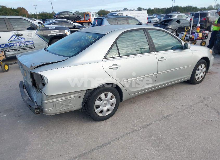 Photo 4 of 2003 Toyota Camry LE (VIN 4T1BE32K13U144160)