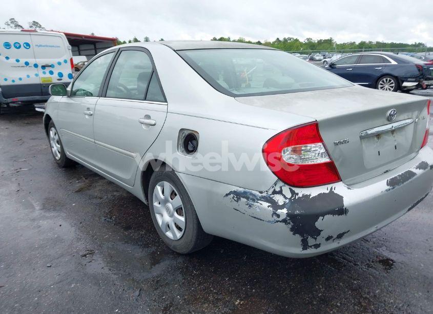 Photo 3 of 2003 Toyota Camry LE (VIN 4T1BE32K13U151691)