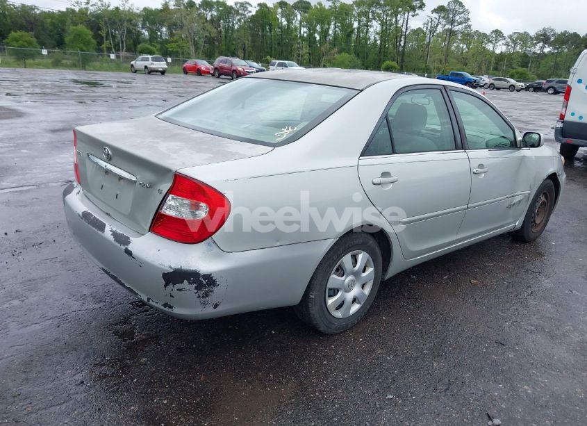 Photo 4 of 2003 Toyota Camry LE (VIN 4T1BE32K13U151691)