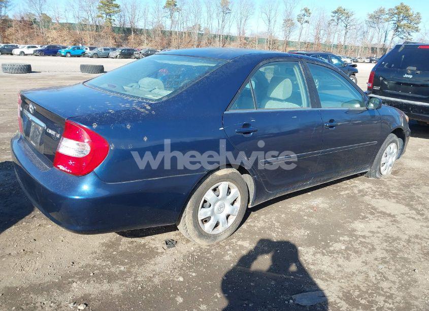 Photo 4 of 2003 Toyota Camry LE (VIN 4T1BE32K13U164635)
