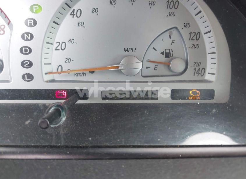 Photo 7 of 2003 Toyota Camry SE (VIN 4T1BE32K13U167390)