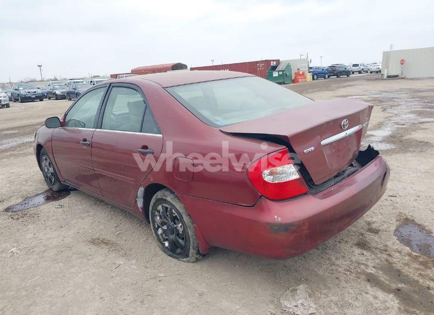 Photo 3 of 2003 Toyota Camry LE (VIN 4T1BE32K13U207161)