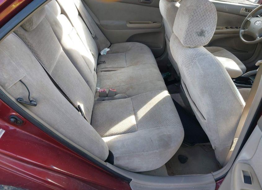 Photo 8 of 2003 Toyota Camry LE (VIN 4T1BE32K13U222498)