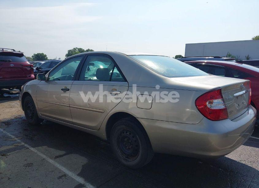Photo 14 of 2003 Toyota Camry LE (VIN 4T1BE32K13U240192)