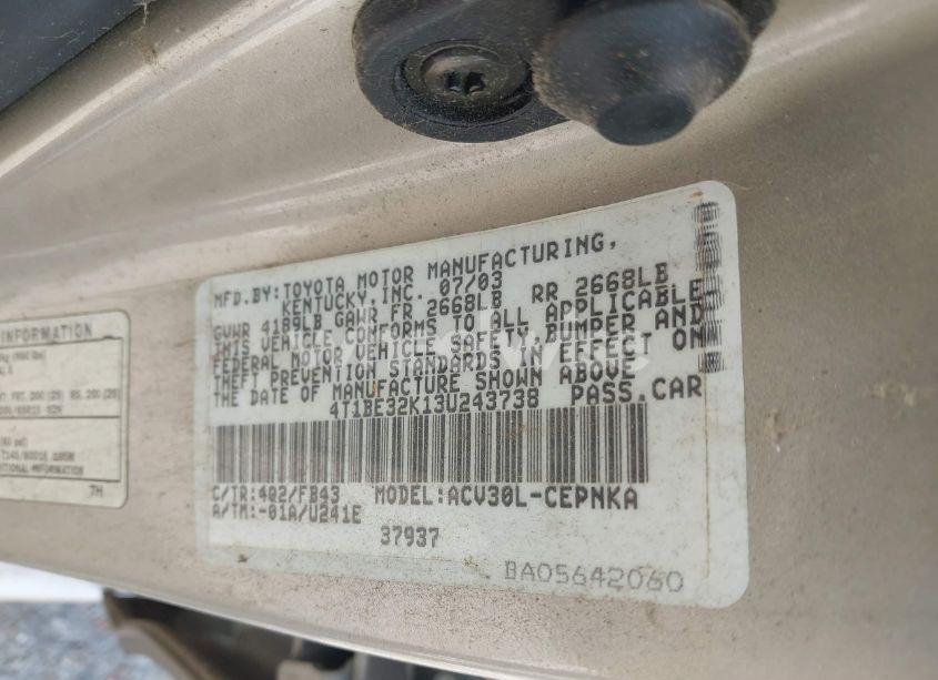 Photo 9 of 2003 Toyota Camry LE/XLE/SE (VIN 4T1BE32K13U243738)