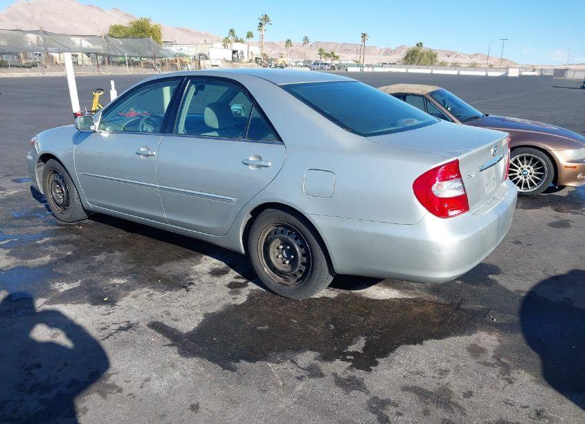 Photo 3 of 2003 Toyota Camry XLE (VIN 4T1BE32K13U250138)