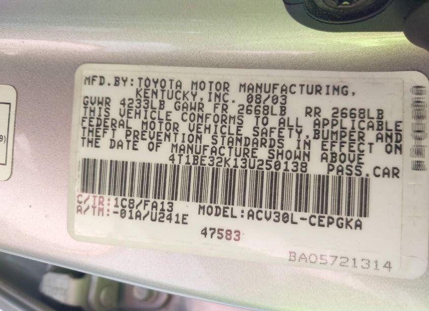 Photo 9 of 2003 Toyota Camry XLE (VIN 4T1BE32K13U250138)