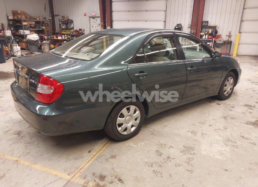 Photo 4 of 2003 Toyota Camry LE (VIN 4T1BE32K13U650023)