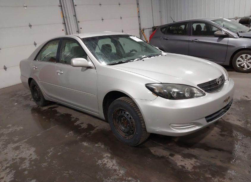 2003 Toyota Camry LE/XLE/SE (VIN 4T1BE32K13U721303) main photo