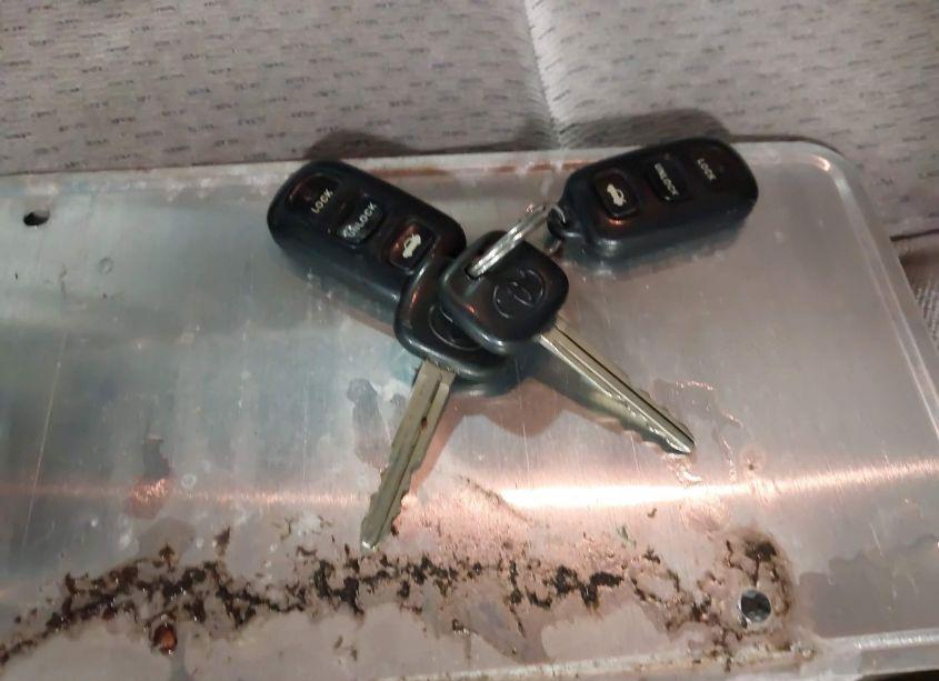 Photo 11 of 2003 Toyota Camry LE/XLE/SE (VIN 4T1BE32K13U721303)