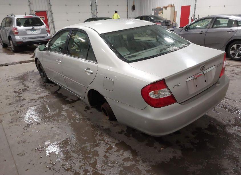 Photo 3 of 2003 Toyota Camry LE/XLE/SE (VIN 4T1BE32K13U721303)