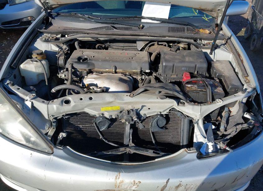 Photo 10 of 2003 Toyota Camry SE (VIN 4T1BE32K13U733905)