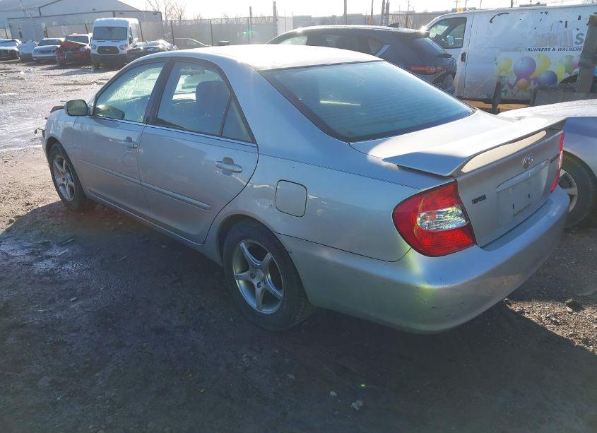 Photo 3 of 2003 Toyota Camry SE (VIN 4T1BE32K13U733905)
