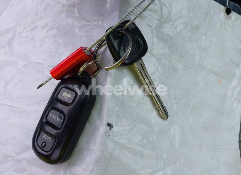 Photo 11 of 2003 Toyota Camry LE (VIN 4T1BE32K13U769593)