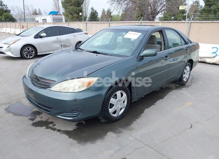 Photo 2 of 2003 Toyota Camry LE (VIN 4T1BE32K13U769593)
