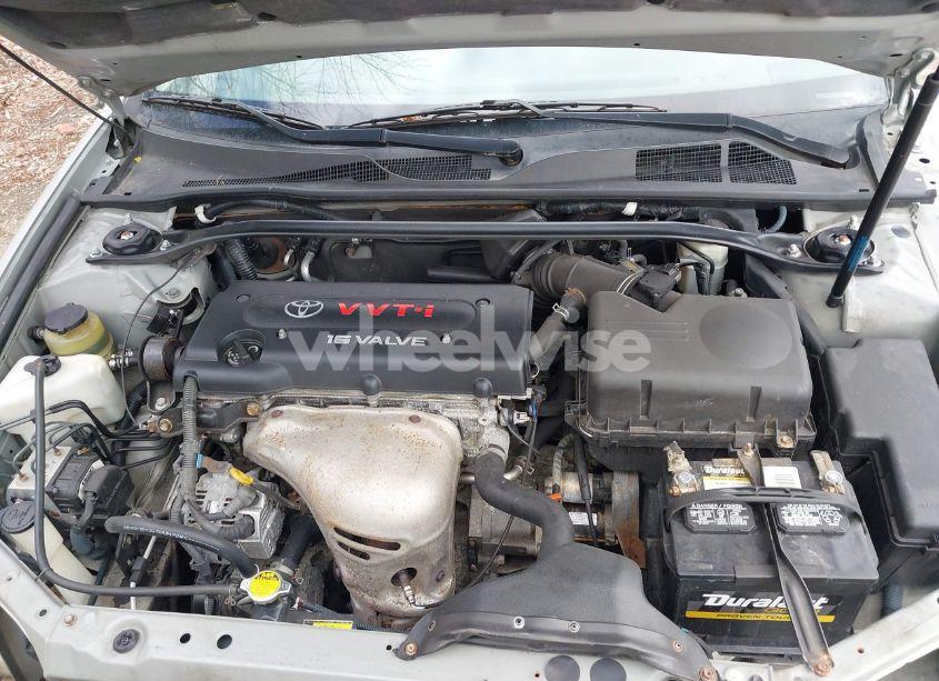 Photo 10 of 2003 Toyota Camry LE (VIN 4T1BE32K13U784854)