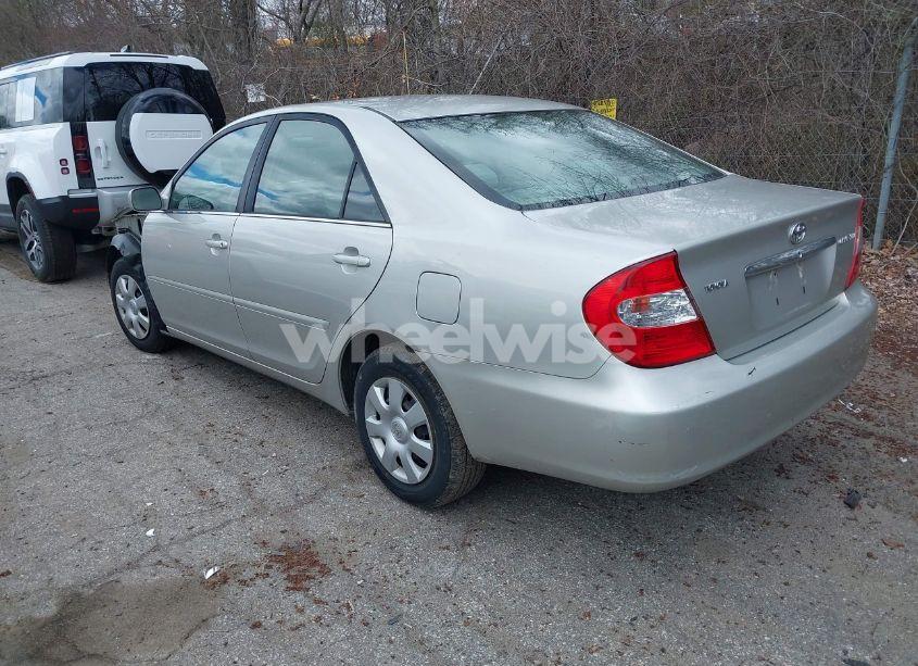 Photo 3 of 2003 Toyota Camry LE (VIN 4T1BE32K13U784854)