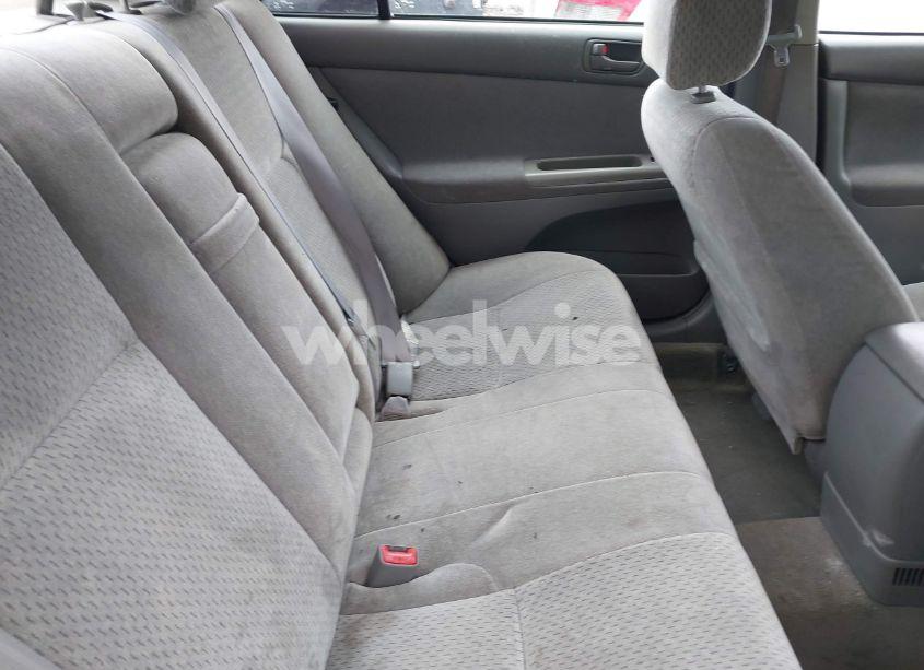 Photo 8 of 2003 Toyota Camry LE (VIN 4T1BE32K13U784854)