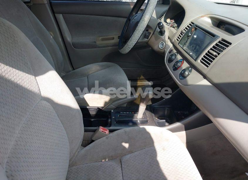 Photo 5 of 2003 Toyota Camry LE (VIN 4T1BE32K13U787169)