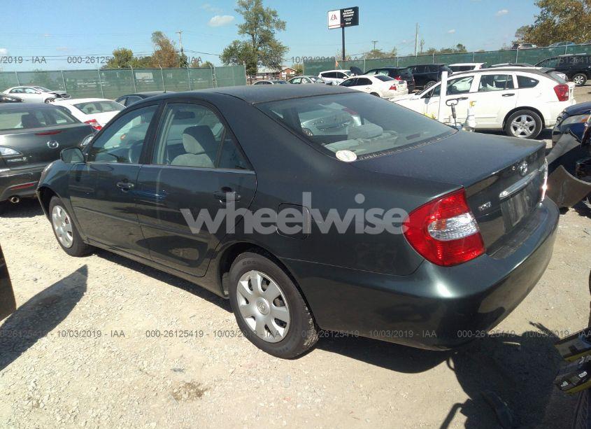 Photo 3 of 2004 Toyota Camry LE (VIN 4T1BE32K14U270102)