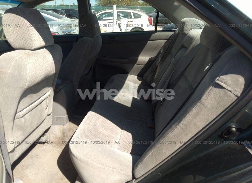 Photo 8 of 2004 Toyota Camry LE (VIN 4T1BE32K14U270102)