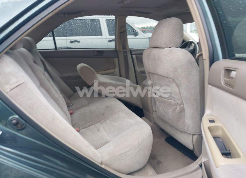 Photo 8 of 2004 Toyota Camry LE (VIN 4T1BE32K14U271752)