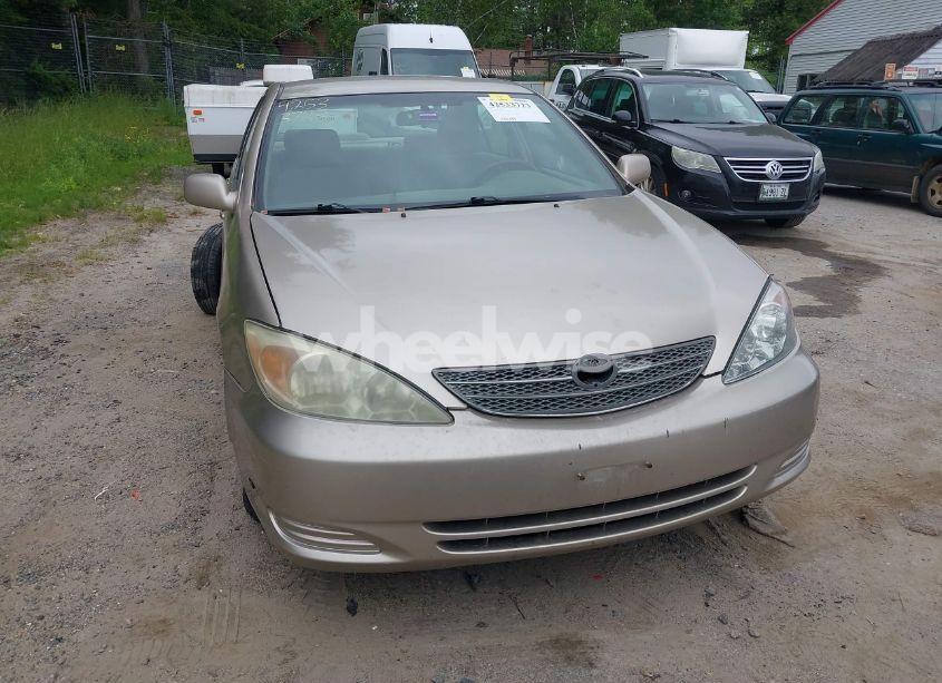 Photo 13 of 2004 Toyota Camry LE (VIN 4T1BE32K14U271900)