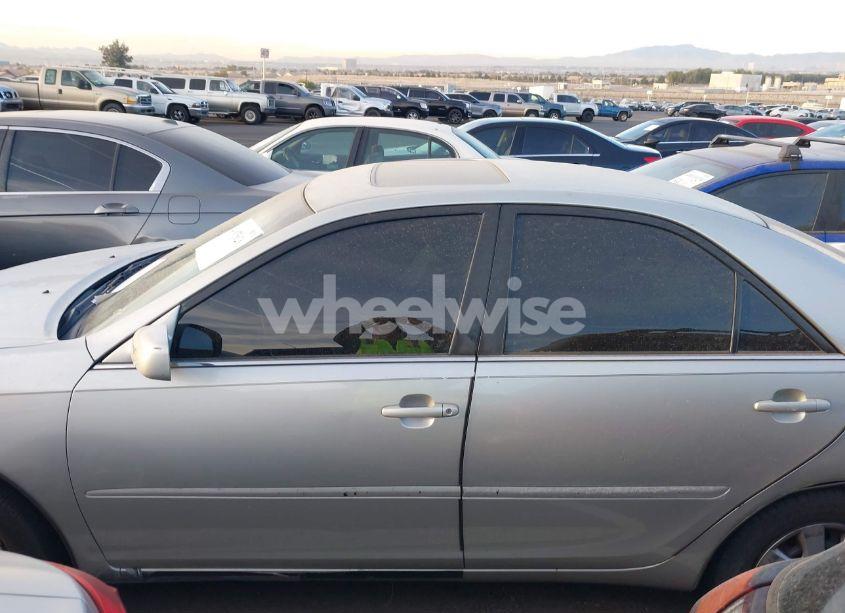 Photo 6 of 2004 Toyota Camry LE (VIN 4T1BE32K14U283030)