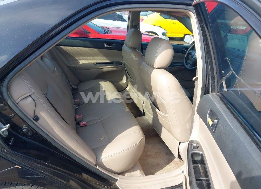 Photo 8 of 2004 Toyota Camry SE (VIN 4T1BE32K14U340519)